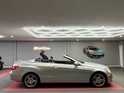 Used 2011 Mercedes-Benz E 350 Cabriolet image 7