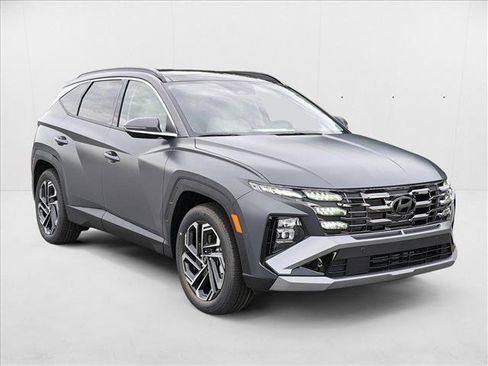 New 2025 Hyundai Tucson Limited image 7