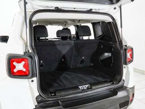 Used 2023 Jeep Renegade Trailhawk image 53