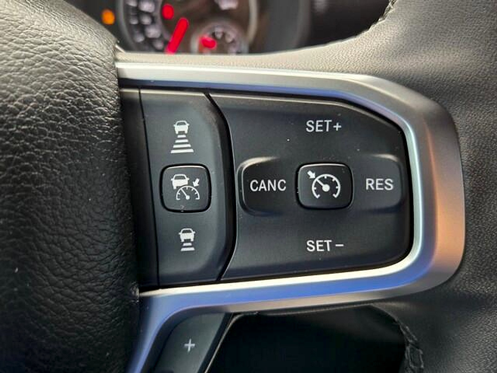 Used 2025 RAM 2500 Big Horn AWD/4WD image 22