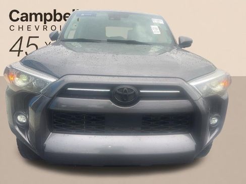 Used 2022 Toyota 4Runner SR5 Premium w/ Moonroof Package RWD image 18