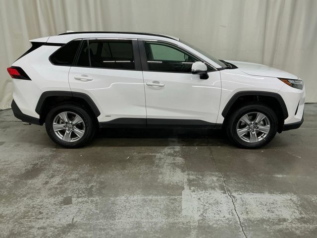 Used 2025 Toyota RAV4 XLE w/ Weather Package AWD/4WD image 2