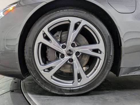 Used 2023 Audi e-tron GT Premium Plus image 12