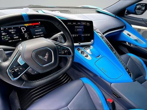 Used 2023 Chevrolet Corvette Stingray Premium Cpe w/ Z51 Performance Package RWD image 7