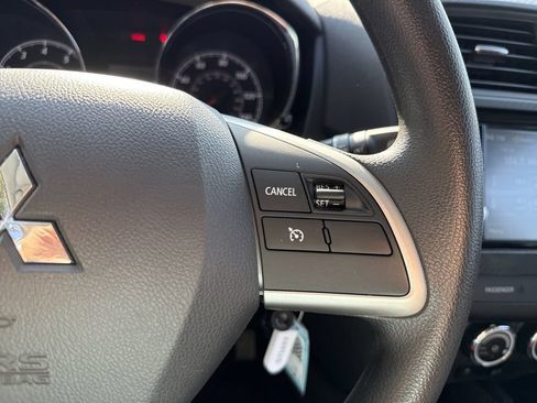 Used 2019 Mitsubishi Outlander Sport ES FWD image 25