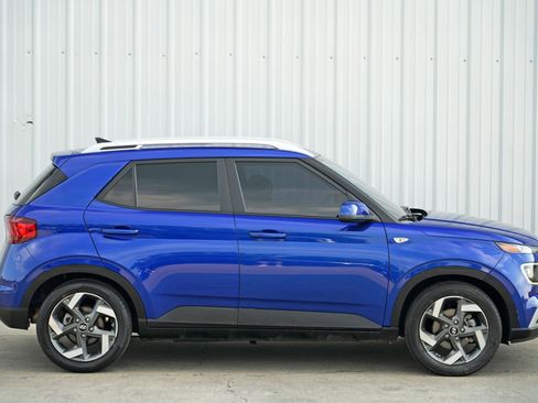 Used 2022 Hyundai Venue Limited w/ Cargo Package image 48