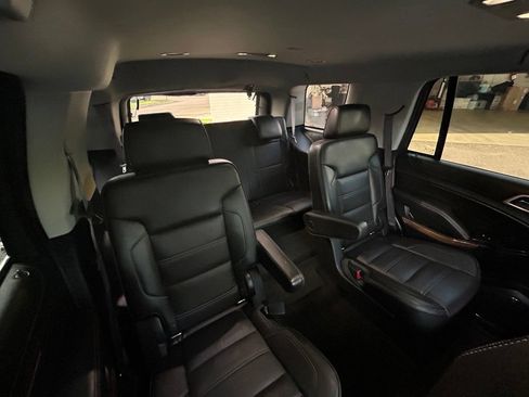 Used 2017 GMC Yukon Denali RWD image 26