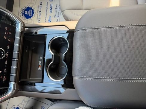 New 2026 GMC Yukon Elevation w/ LPO, Floor Liner Package AWD/4WD image 24