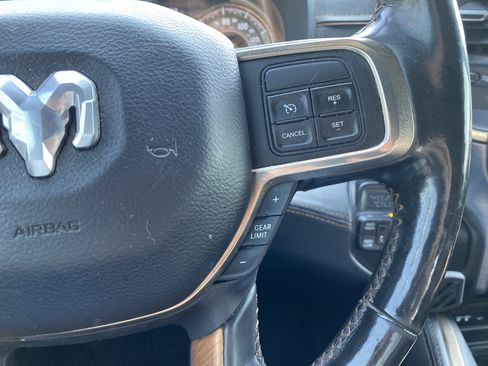 Used 2019 RAM 2500 Limited AWD/4WD image 16