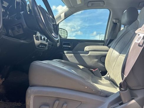 Used 2017 GMC Sierra 1500 SLT w/ Suspension Package, Off-Road AWD/4WD image 11