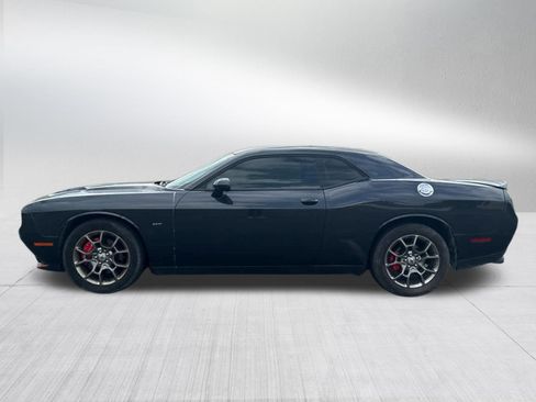 Used 2017 Dodge Challenger GT AWD/4WD image 4
