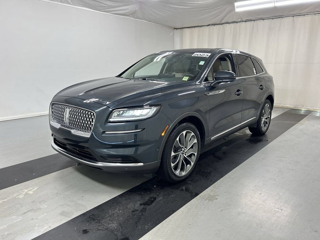 Used 2023 Lincoln Nautilus Reserve w/ Equipment Group 201A AWD/4WD image 5