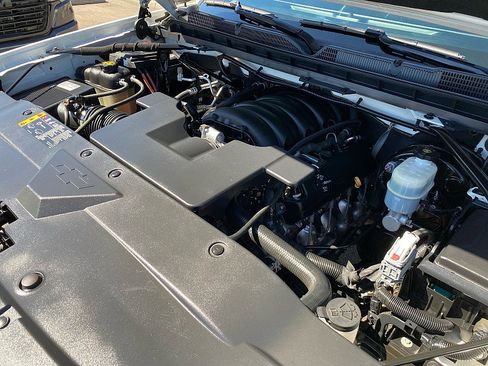 Used 2018 Chevrolet Silverado 1500 Custom w/ LPO, Protection Package image 16