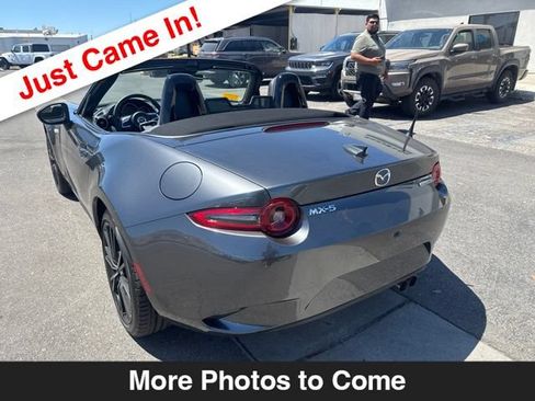 Used 2025 MAZDA MX-5 Miata Grand Touring w/ Weather Package RWD image 3