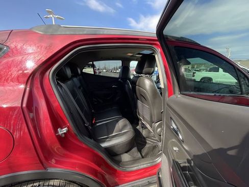 Certified 2018 Buick Encore Essence FWD image 27