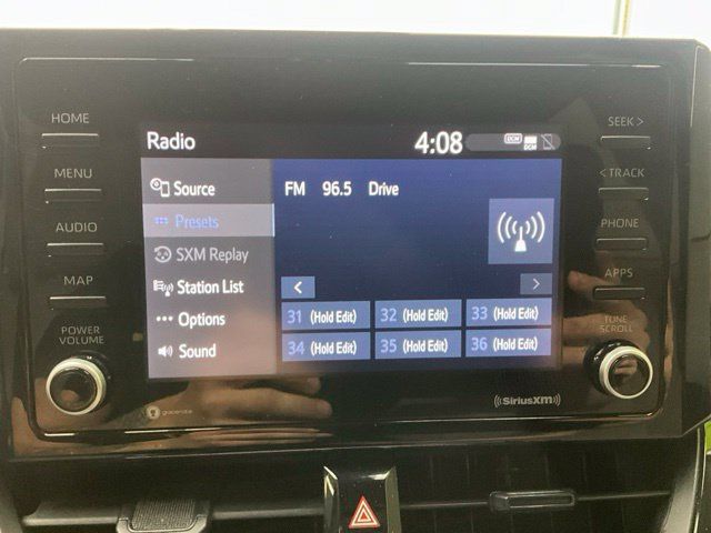 Used 2022 Toyota Corolla Cross L FWD image 9