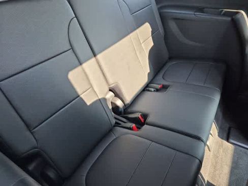 Used 2023 Chevrolet Traverse High Country w/ LPO, Floor Liner Package AWD/4WD image 23