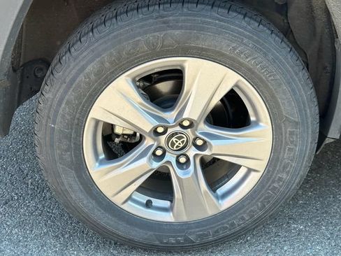 Certified 2025 Toyota RAV4 XLE AWD/4WD image 14