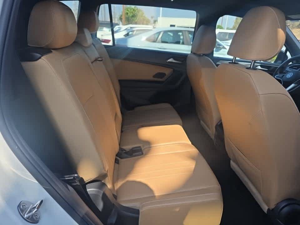 Used 2024 Volkswagen Tiguan SE R-Line FWD image 13