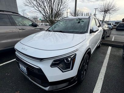 Certified 2023 Kia Niro EX Touring