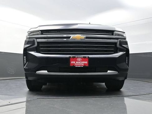 Used 2022 Chevrolet Suburban LT AWD/4WD image 33