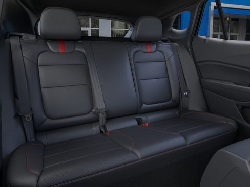 New 2026 Chevrolet Trax RS w/ Sunroof Package FWD image 24