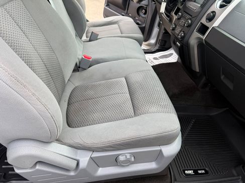 Used 2014 Ford F150 XLT w/ XLT Convenience Package image 16