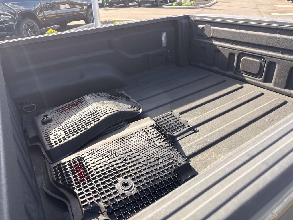 Certified 2020 Jeep Gladiator Sport w/ Quick Order Package 23S AWD/4WD image 15