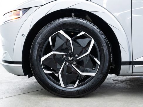Used 2024 Hyundai Ioniq 5 Limited RWD image 7