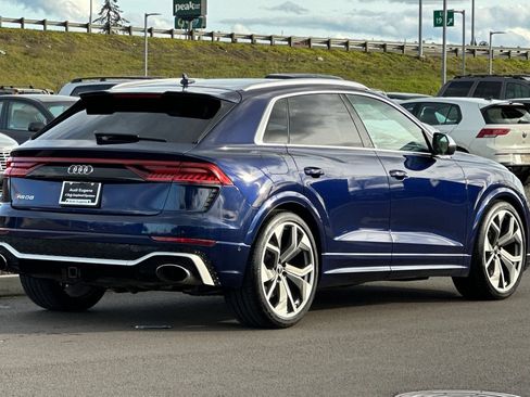 Used 2021 Audi RS Q8 w/ Executive Package AWD/4WD image 3