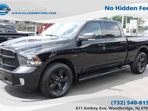 Used 2022 RAM 1500 Classic SLT w/ Electronics Convenience Group AWD/4WD image 1