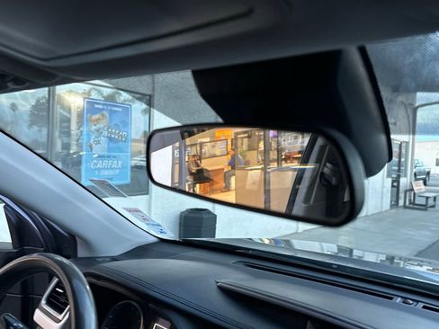 Used 2018 Toyota Highlander LE w/ Carpet Mat Package (TMS) image 27