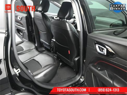 Used 2022 Jeep Compass Trailhawk w/ Trailhawk Convenience Group image 31