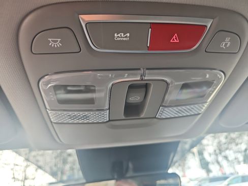 New 2025 Kia Telluride S image 20