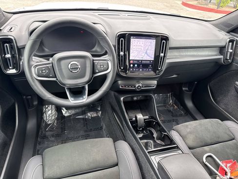 Used 2023 Volvo C40 P8 Recharge Ultimate w/ Protection Package Premier AWD/4WD image 7