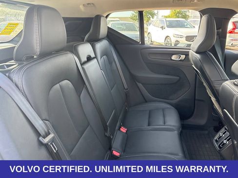 Used 2026 Volvo XC40 B5 Plus AWD/4WD image 11