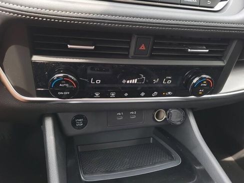 New 2025 Nissan Rogue SV image 14