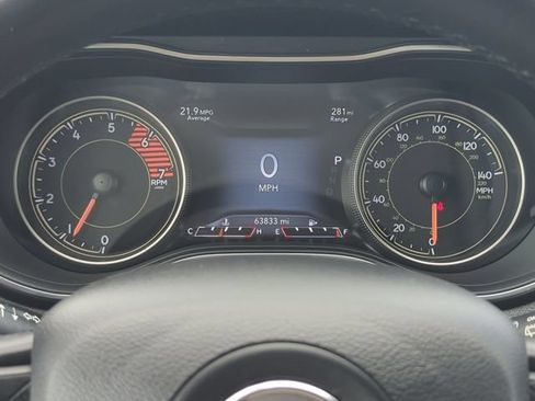 Used 2020 Jeep Cherokee Trailhawk w/ Cold Weather Group AWD/4WD image 16