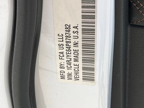 Used 2023 Jeep Grand Cherokee Summit w/ Rear Seat Video Group I AWD/4WD image 18