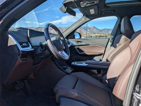 Certified 2025 BMW X1 xDrive28i w/ Technology Package image 10