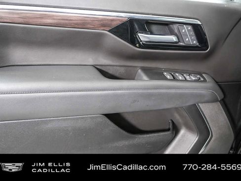 Used 2025 Chevrolet Tahoe LT image 6