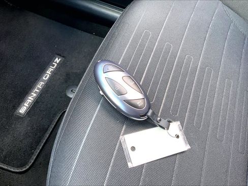 Certified 2026 Hyundai Santa Cruz SE image 15