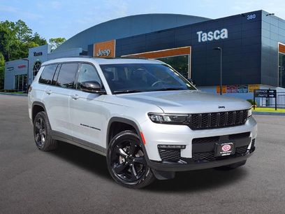 Used 2025 Jeep Grand Cherokee L Limited w/ Black Appearance Package