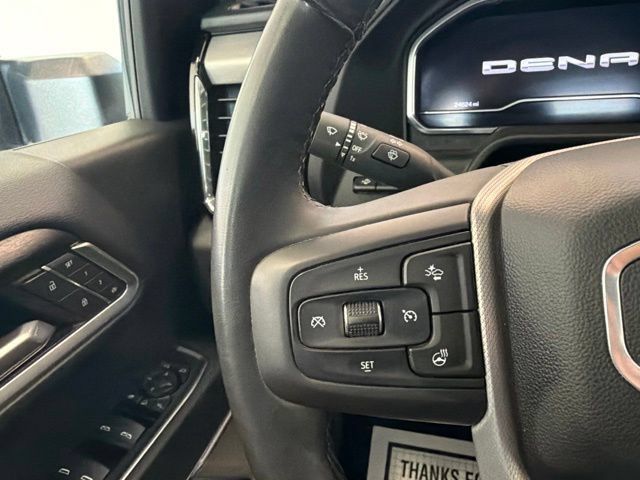Used 2025 GMC Sierra 3500 Denali w/ Denali Reserve Package AWD/4WD image 34