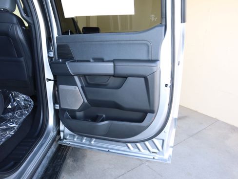 New 2025 Ford F150 Lightning Lariat w/ Max Trailer Tow Package image 46