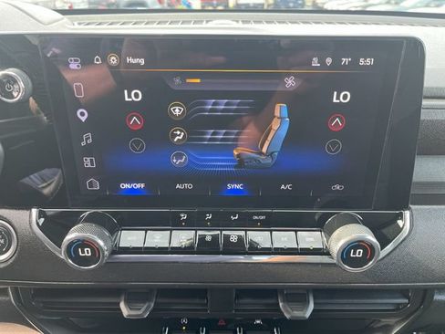 Used 2025 Chevrolet Colorado Trail Boss AWD/4WD image 18
