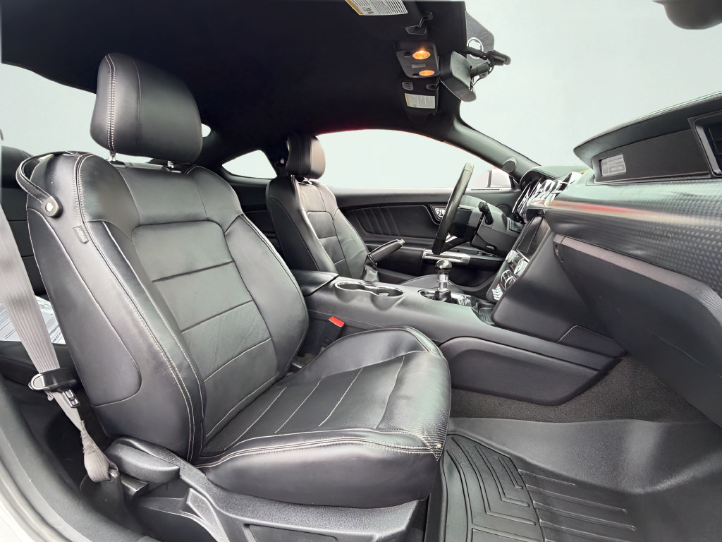 Used 2015 Ford Mustang GT Premium w/ GT Performance Package RWD image 32