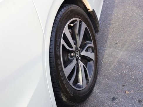 Used 2018 Honda Odyssey Elite image 42