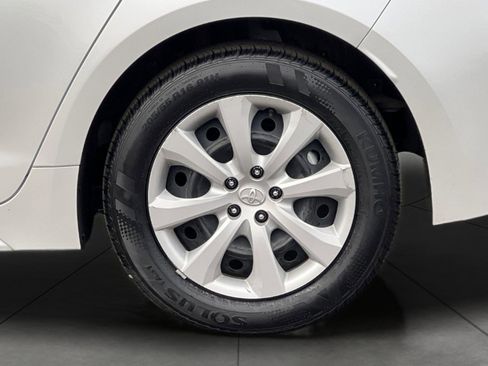 Used 2023 Toyota Corolla Hybrid Sedan image 29