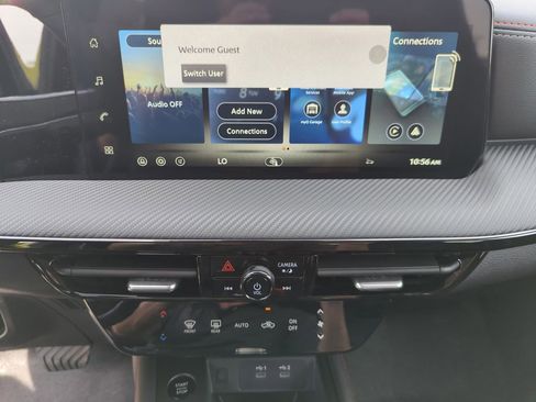 New 2026 Nissan Kicks SR image 25